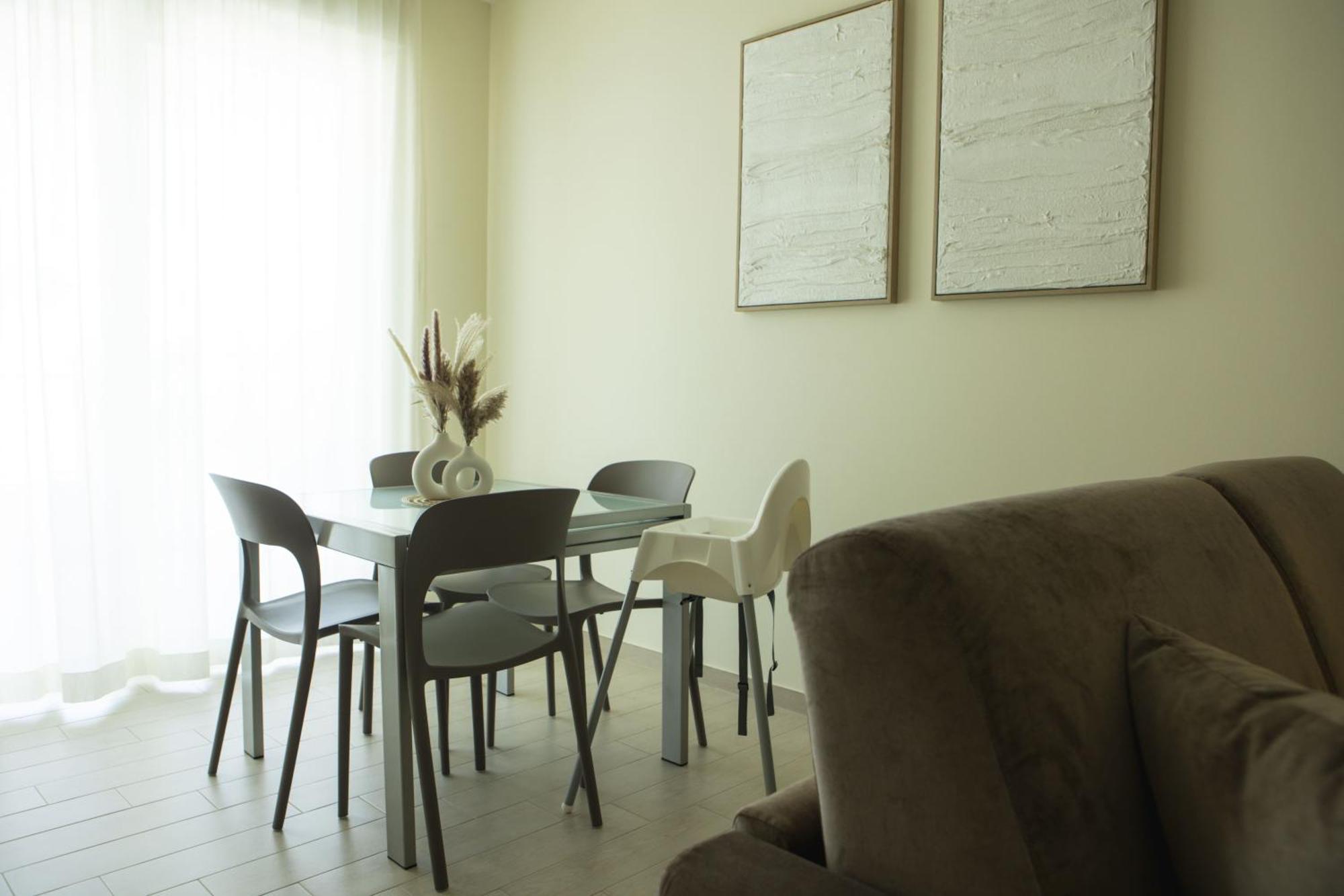 Апарт отель Residenze Roscioli Розето-дельи-Абруцци Экстерьер фото